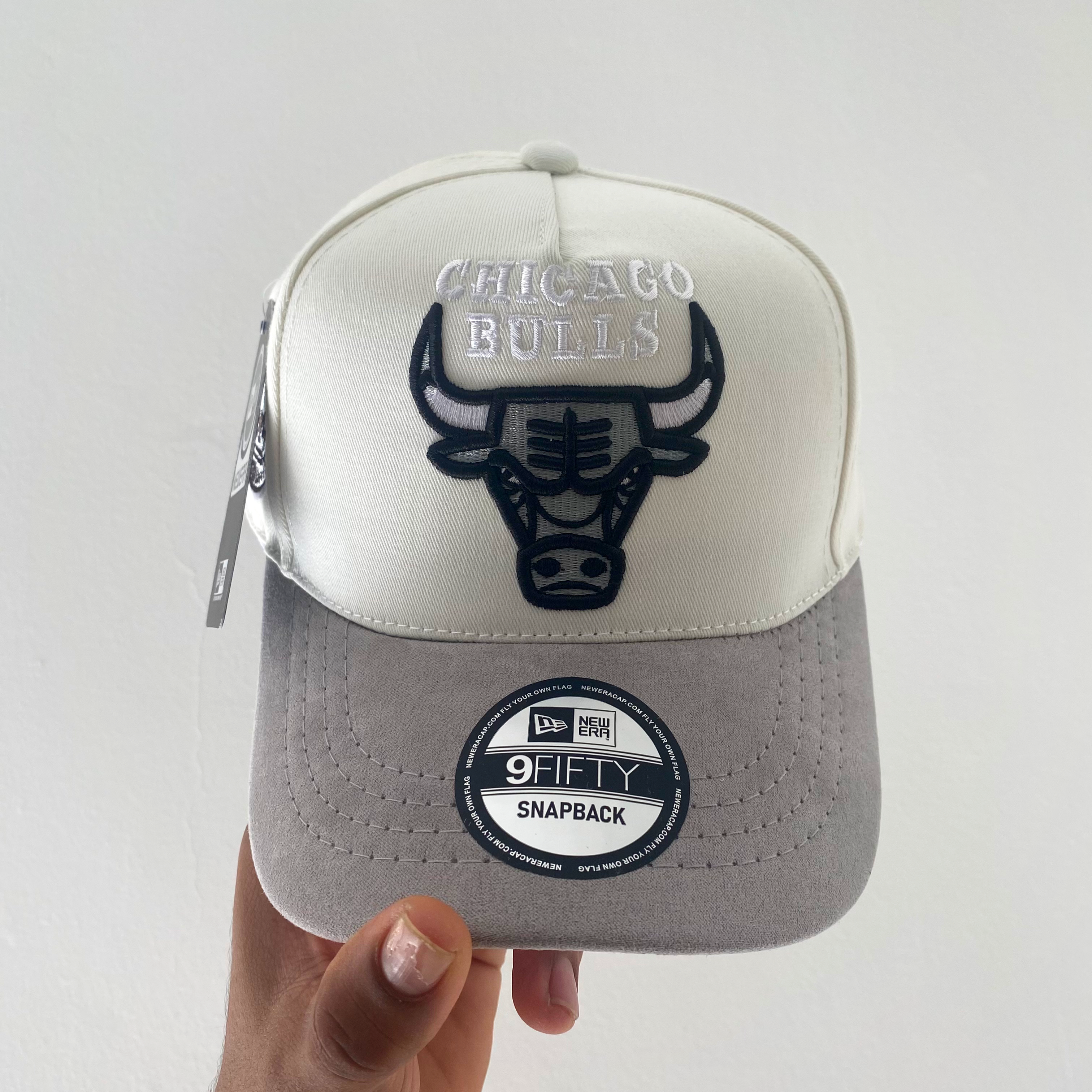 CAP CHICAGO BULLS CREMA