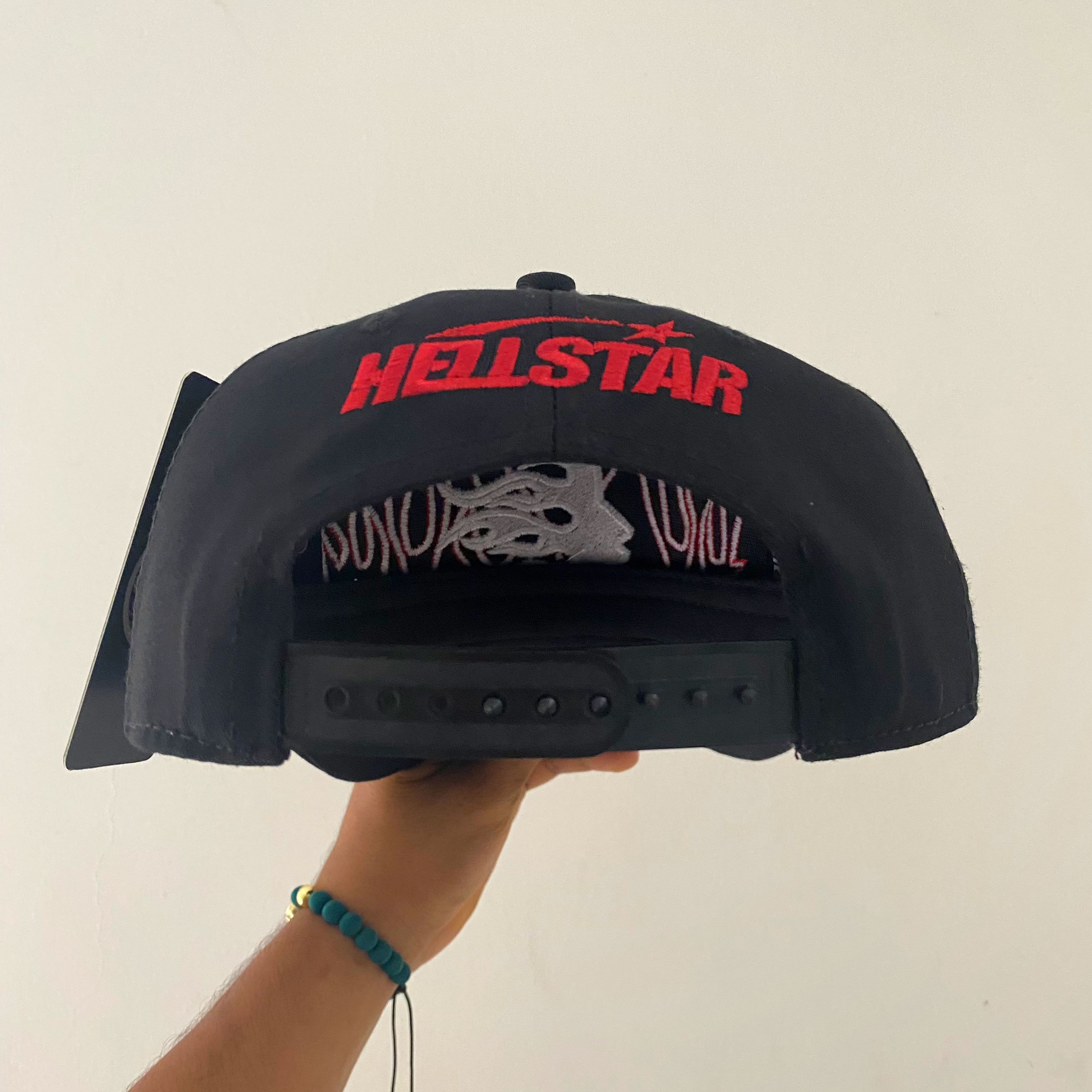 HELLSTAR NEGRO FIRE ROJO