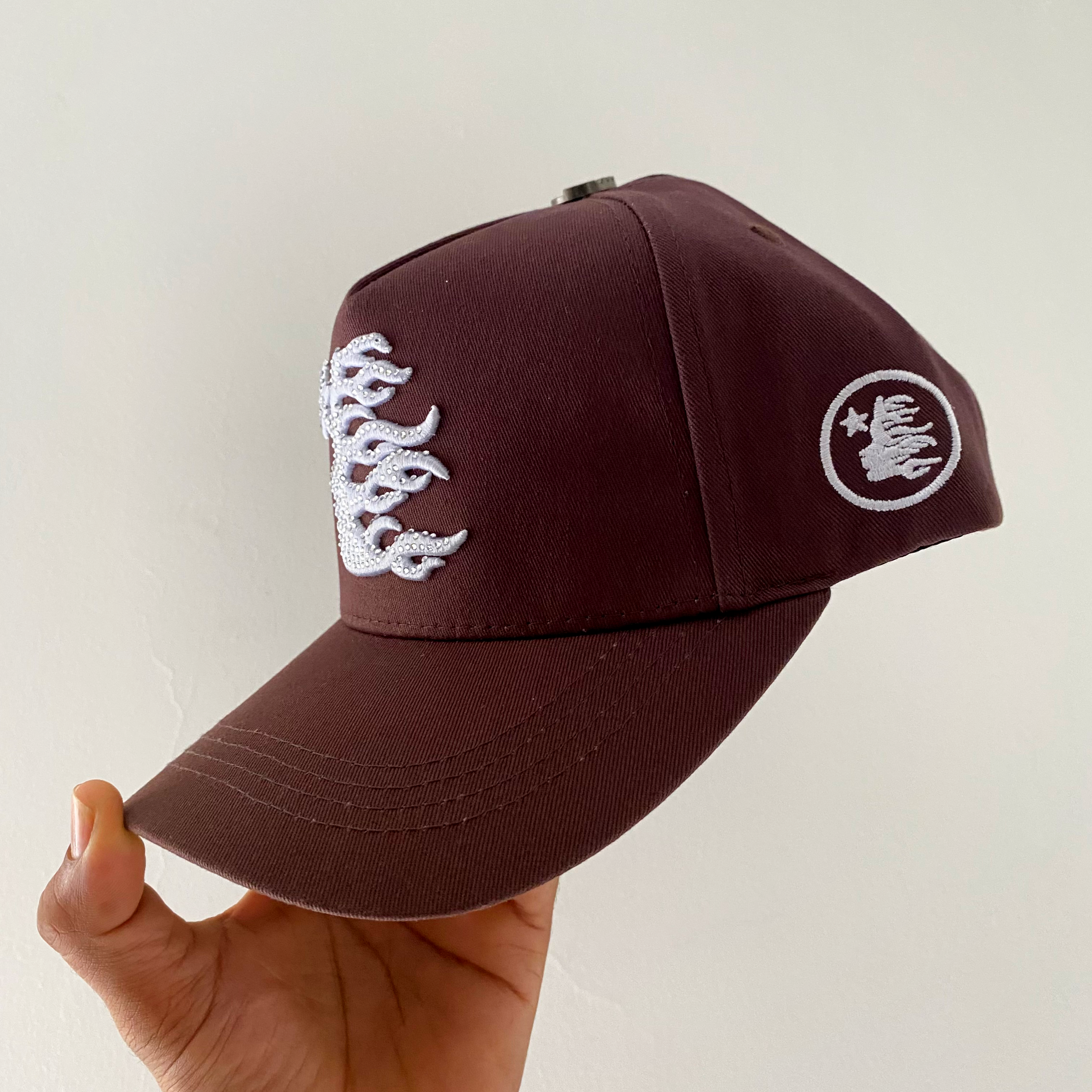 HELLSTAR LUXURY CAFE