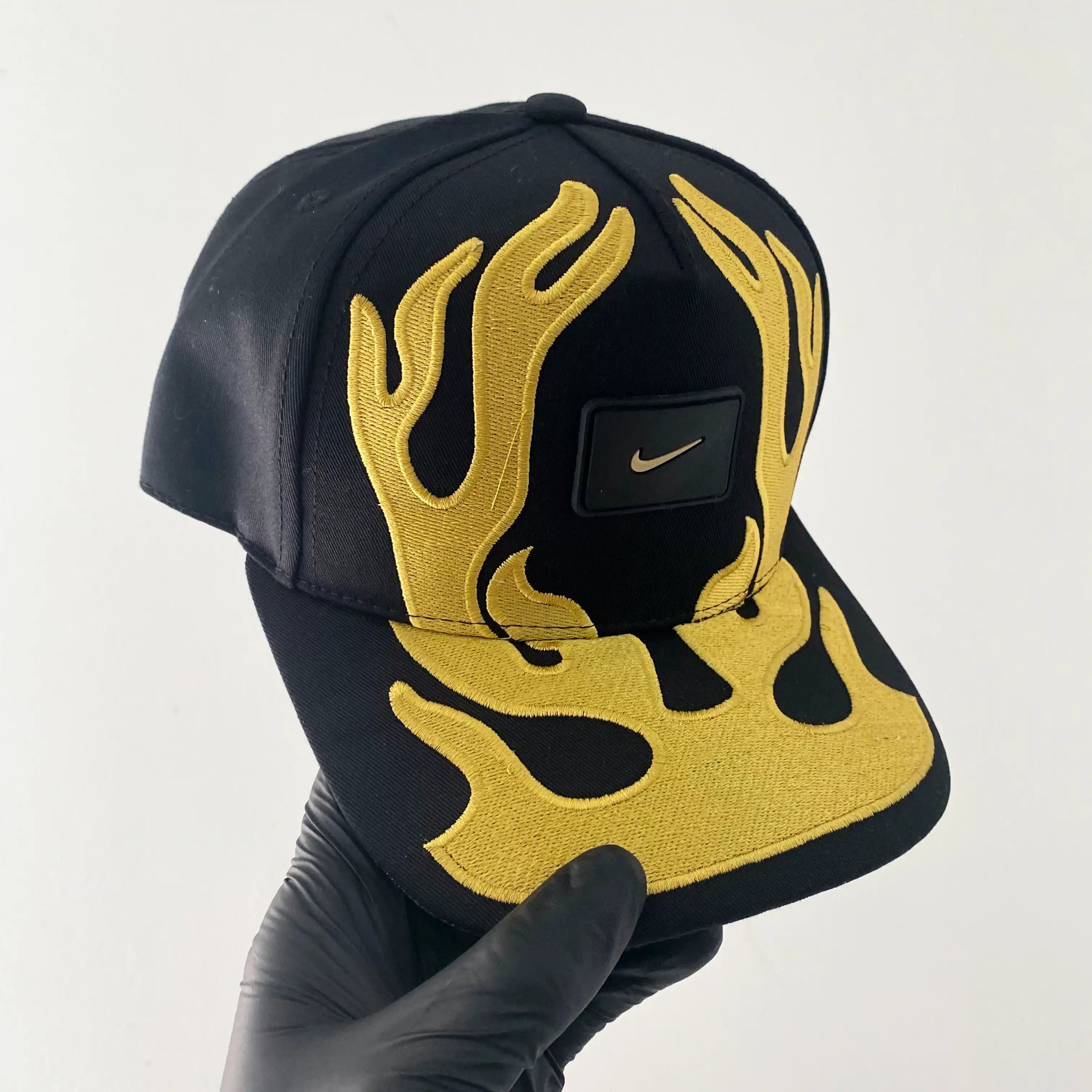 NIKE BELICONA FLAMA AMARILLA
