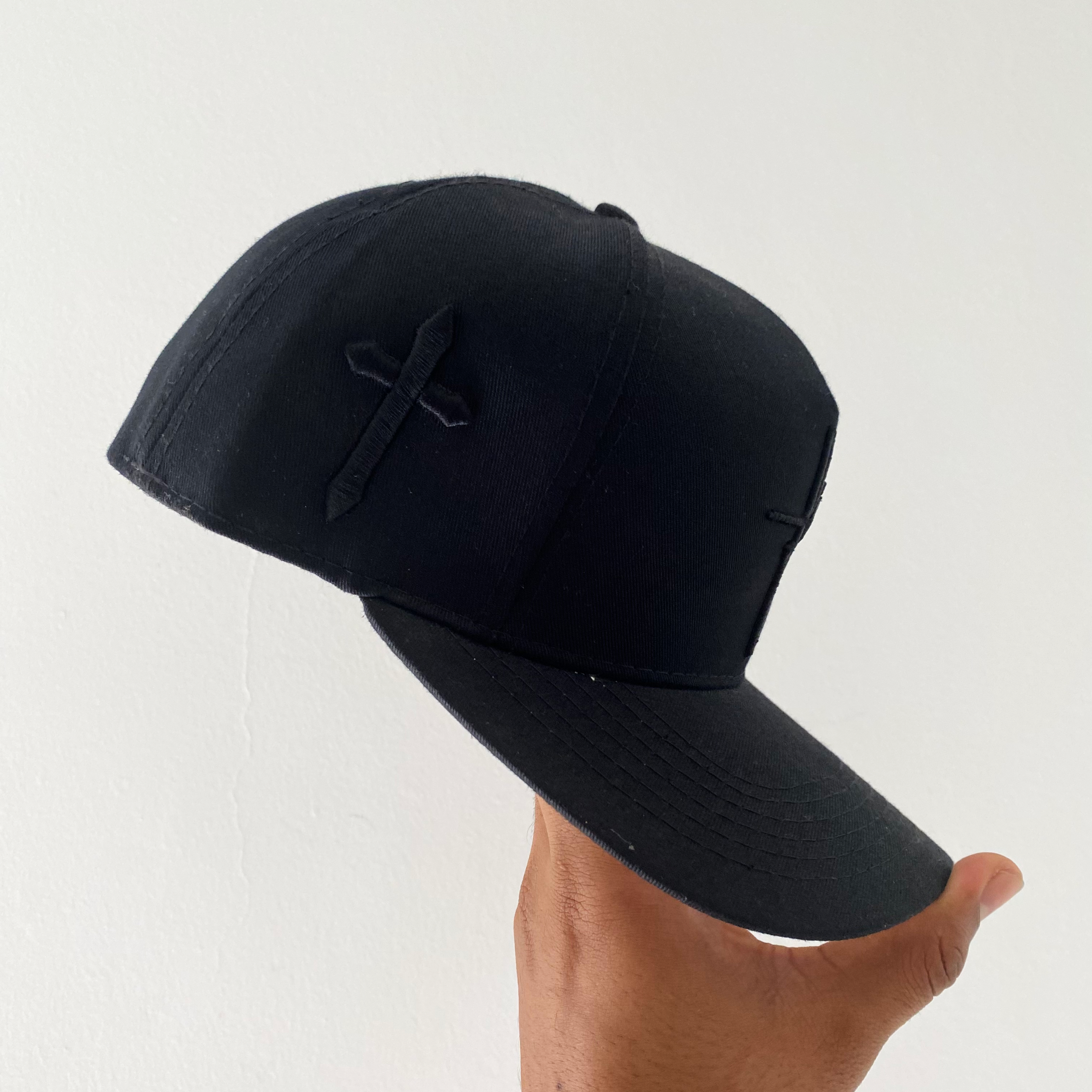 GORRA FE BLACK