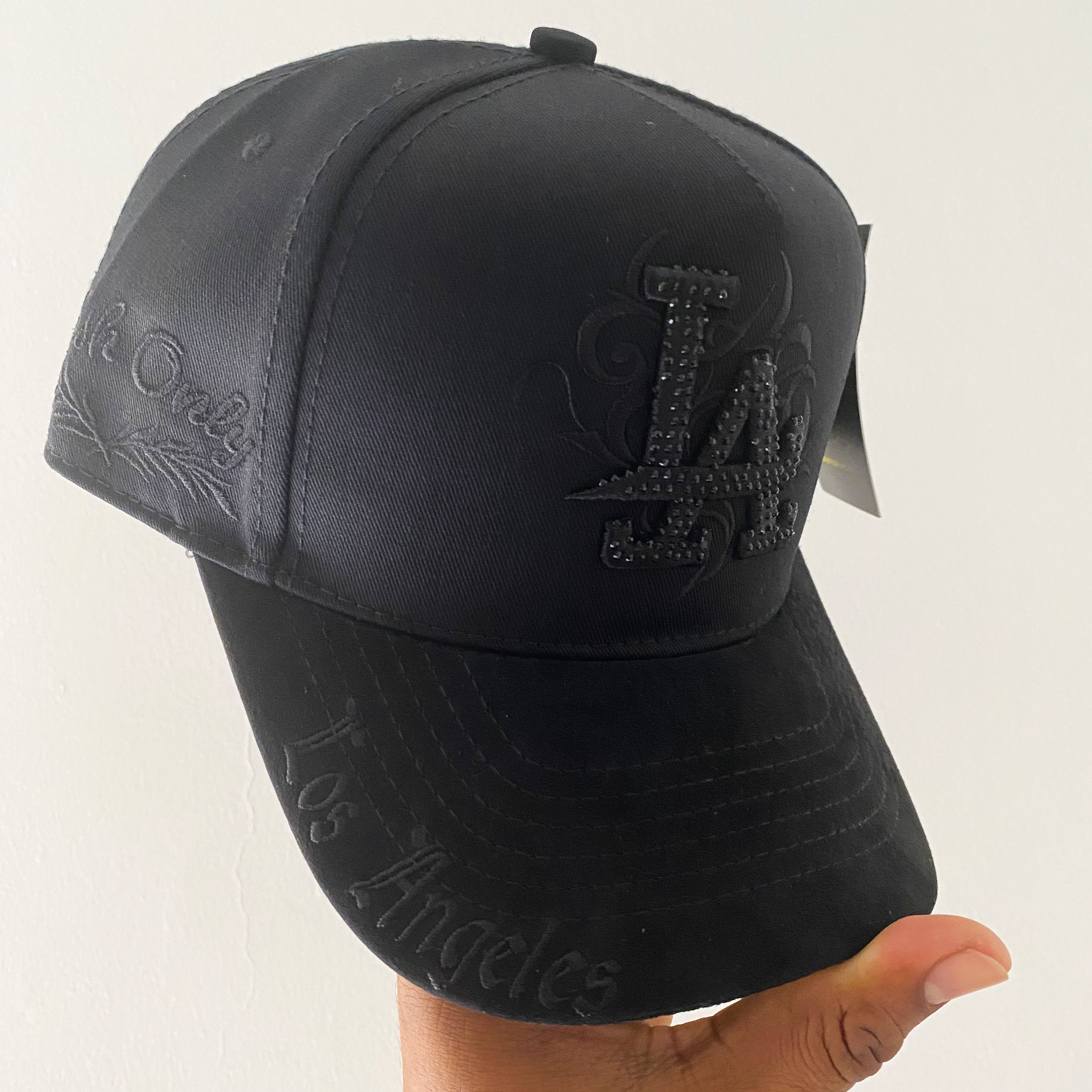 CAP L.A FULL BLACK