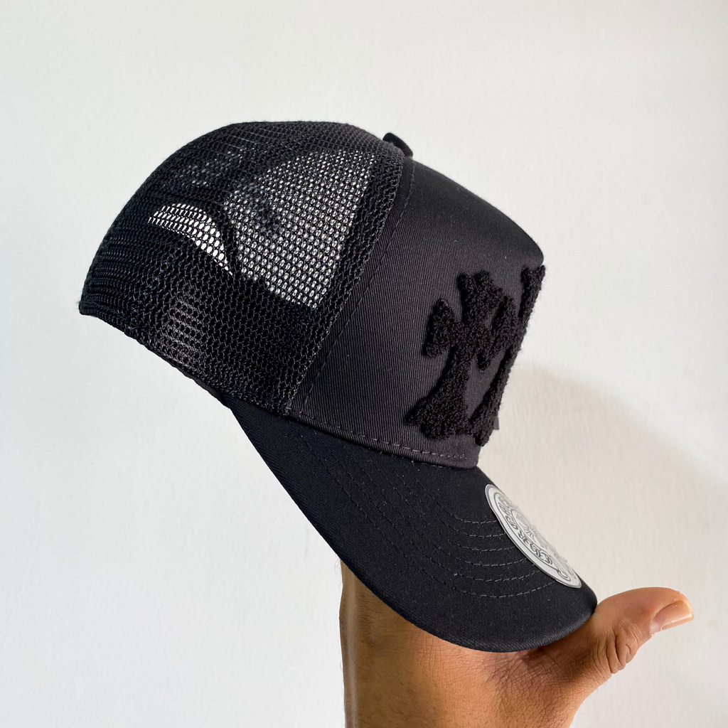 CAP CHROME HEARTS