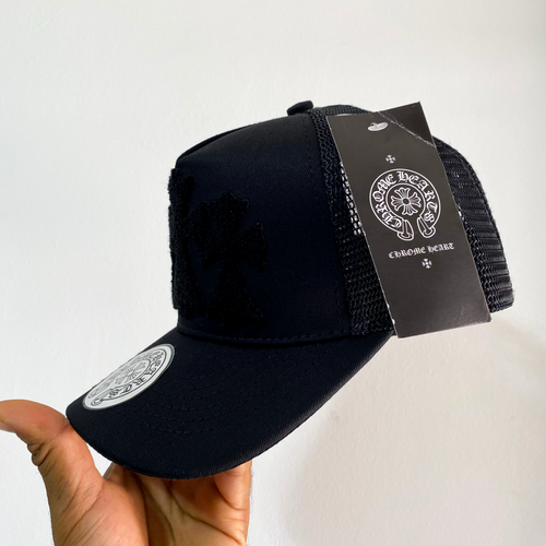 CAP CHROME HEARTS
